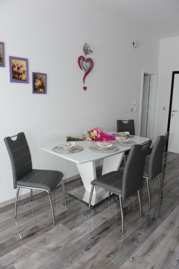 Apartment Odak Бродарика Екстериор снимка